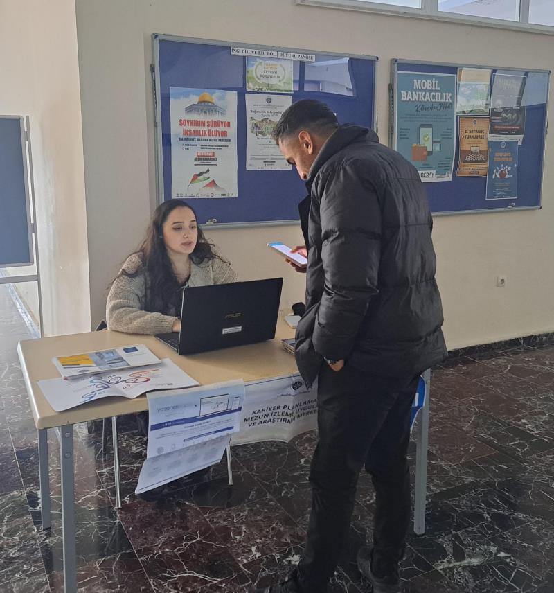 KUDAKAF'25 Tanıtım Masası İnsan Bilimler Fakültesi'ndeydi.